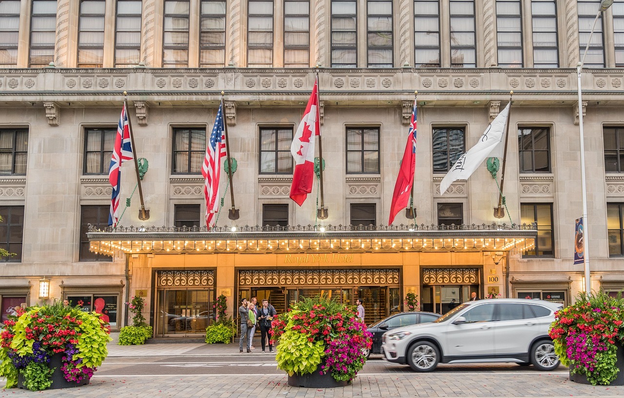 The Best Hotels in Toronto for Every Budget in 2026-2027 10 Best Hotels in Toronto
